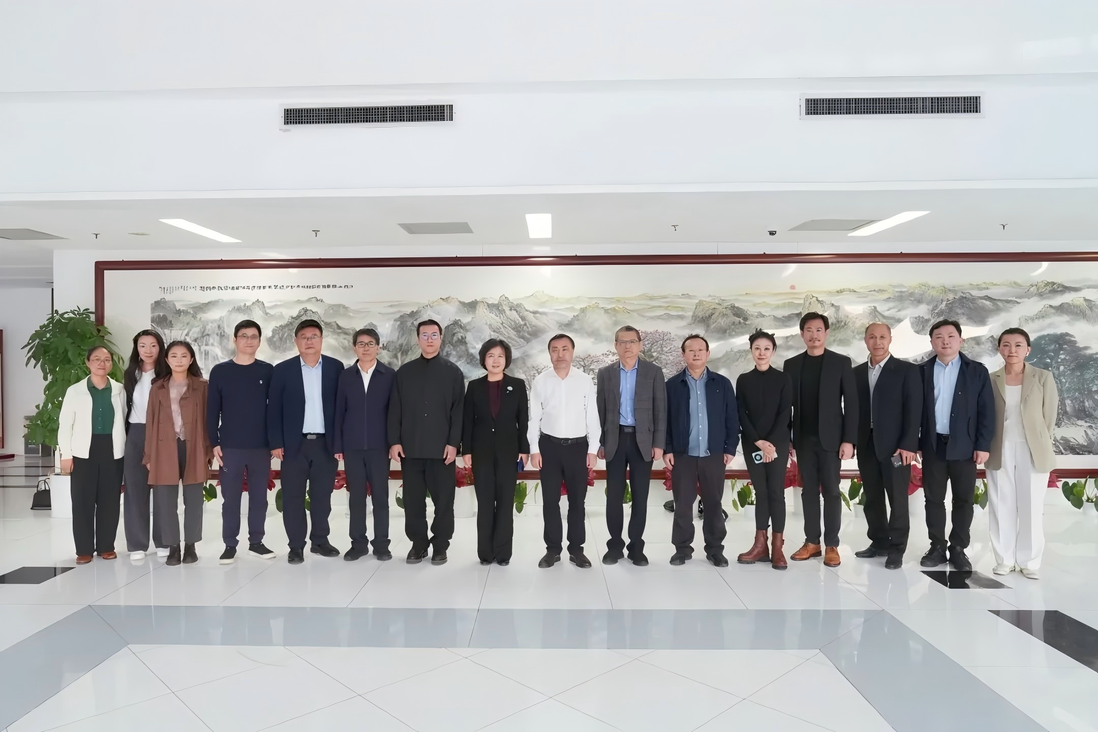 我校黨委副書記、院長閆艷帶隊參加第六屆粵港澳大灣區音樂節暨...